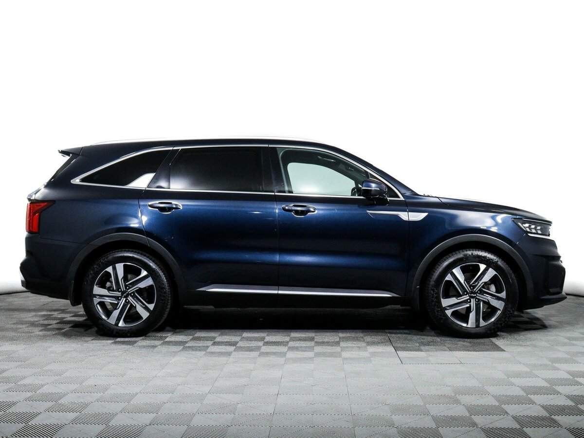 Купить Kia Sorento с пробегом. Фото: #3