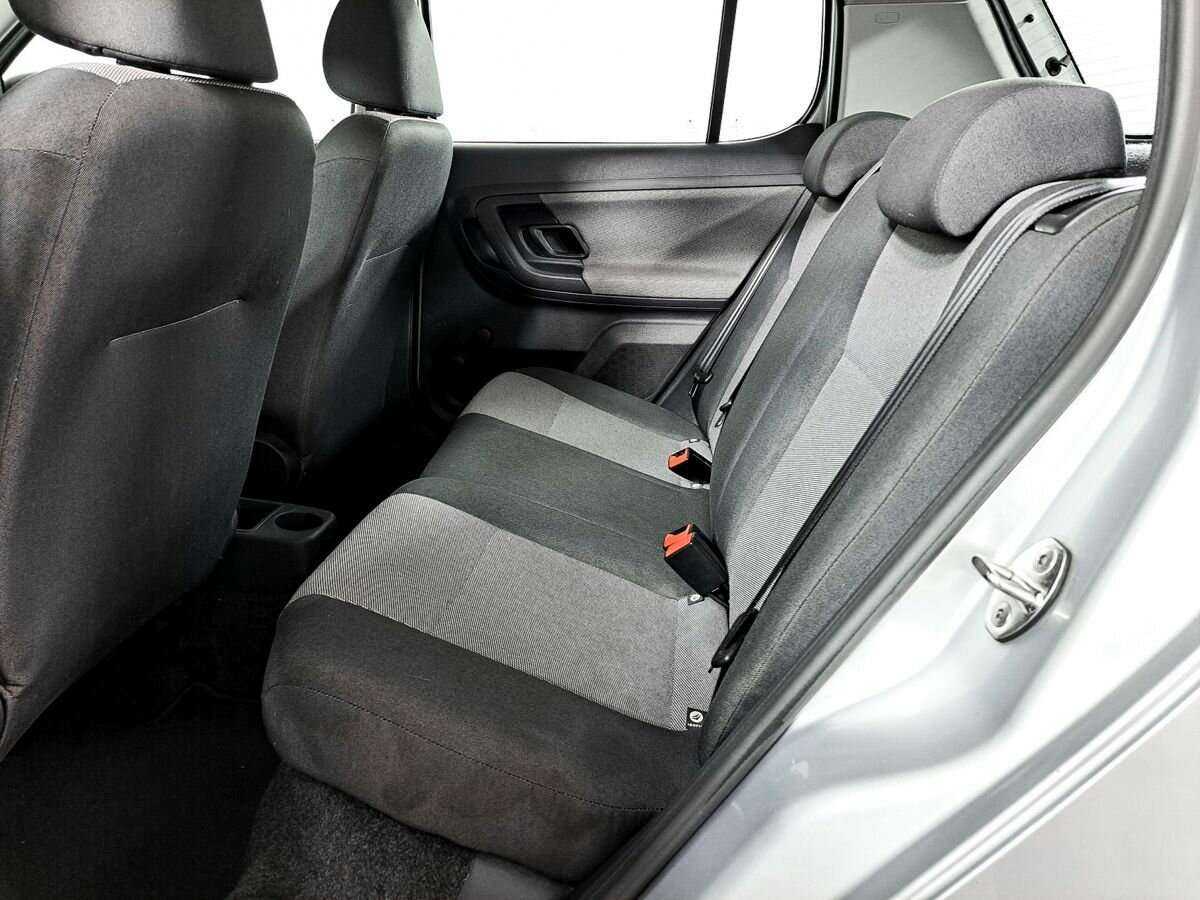 Купить Skoda Fabia с пробегом. Фото: #9