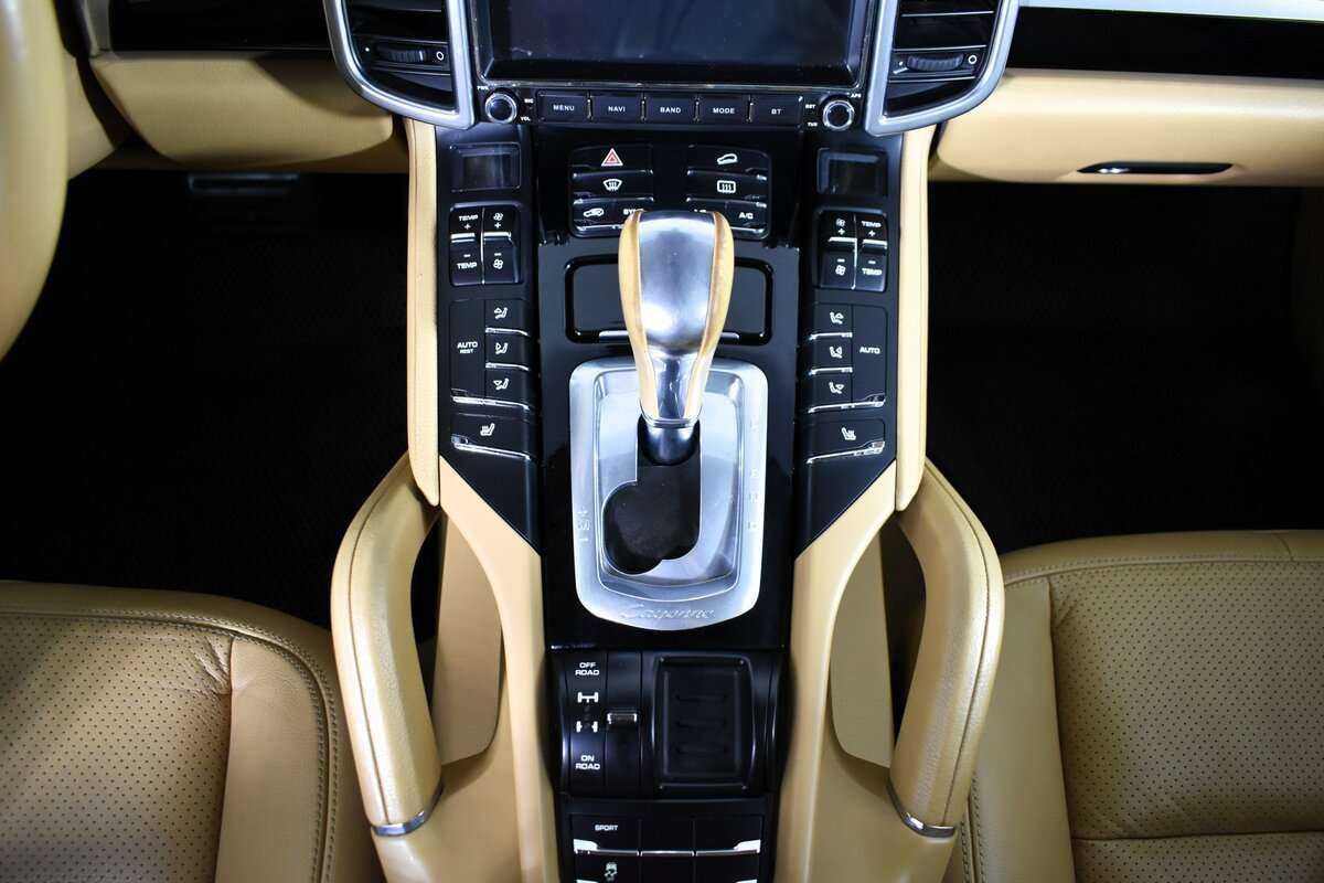 Купить Porsche Cayenne с пробегом. Фото: #12