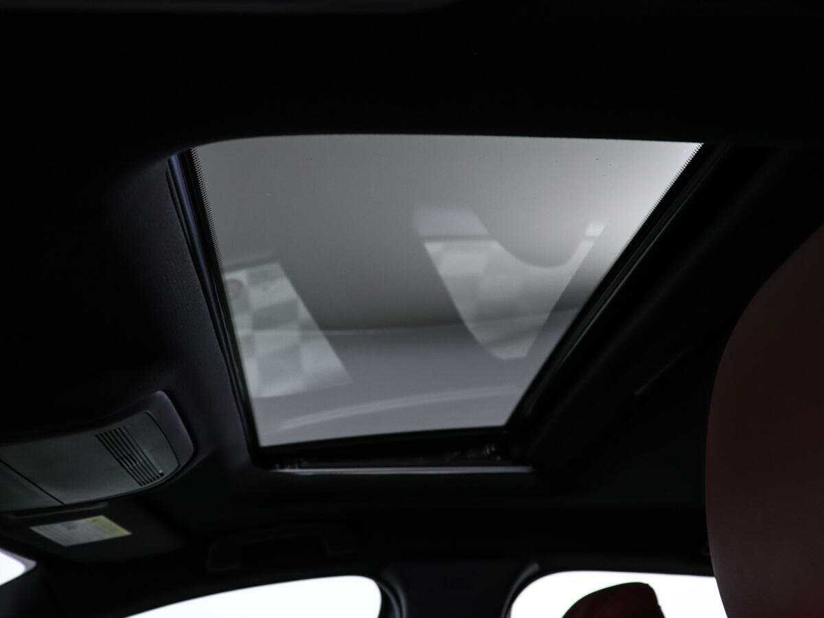 Купить Mazda 3 с пробегом. Фото: #21