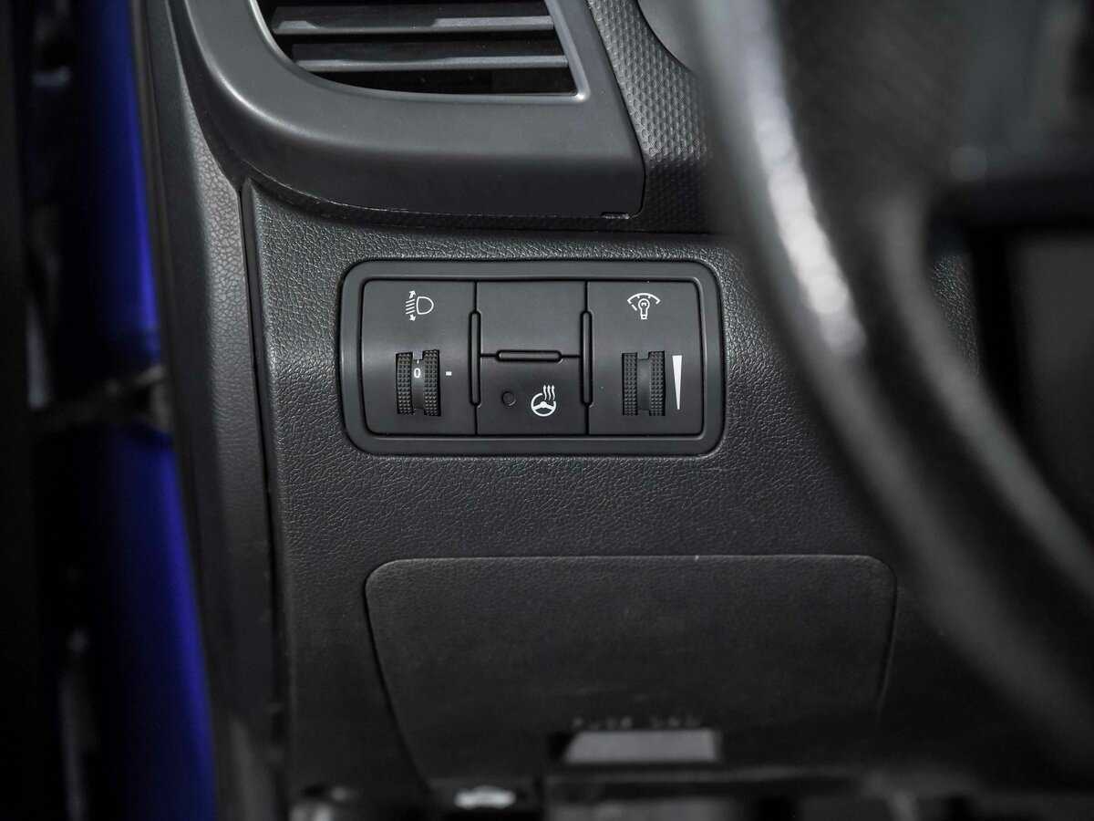 Купить Hyundai Solaris с пробегом. Фото: #11