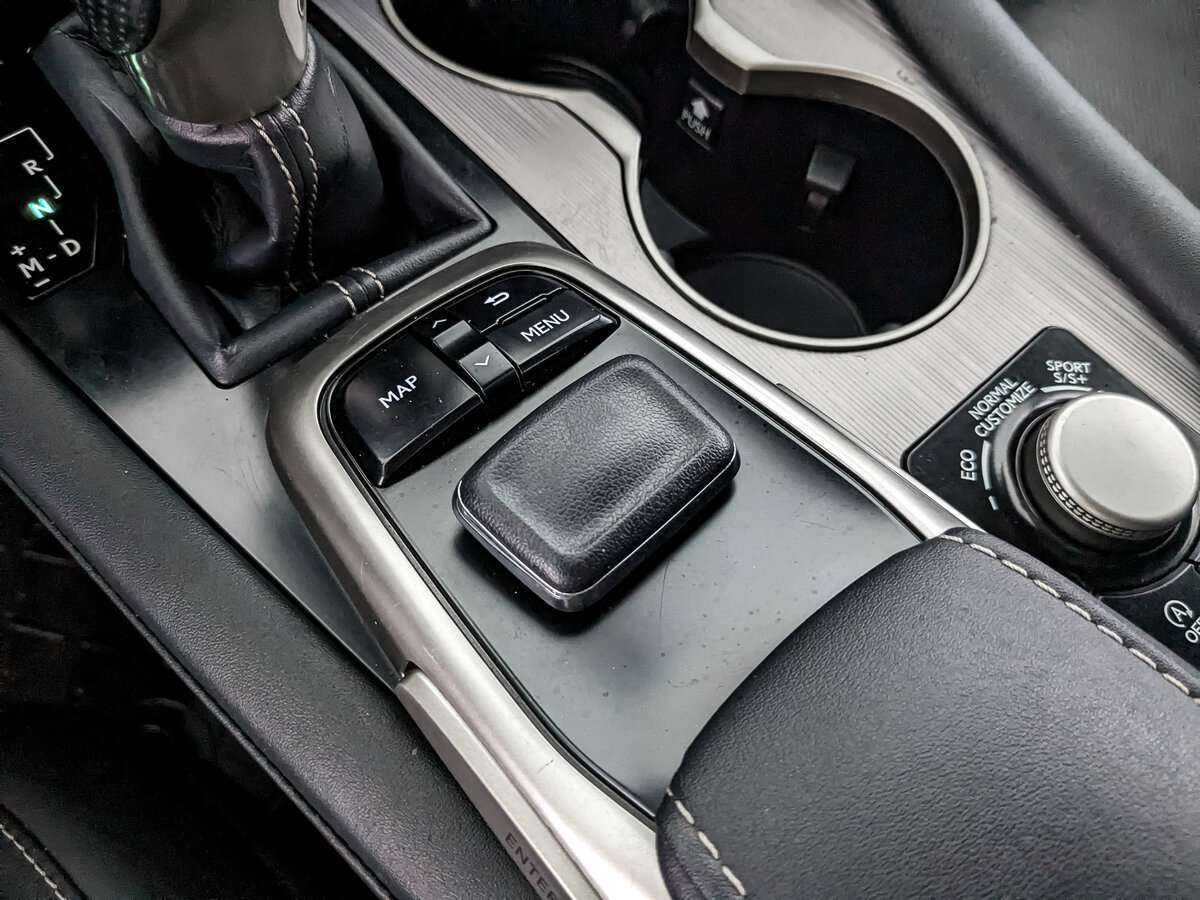 Купить Lexus RX с пробегом. Фото: #24