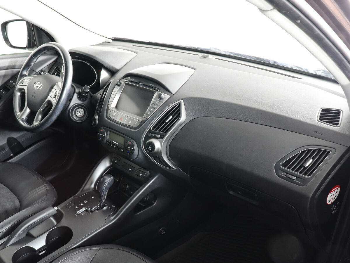 Купить Hyundai ix35 с пробегом. Фото: #9
