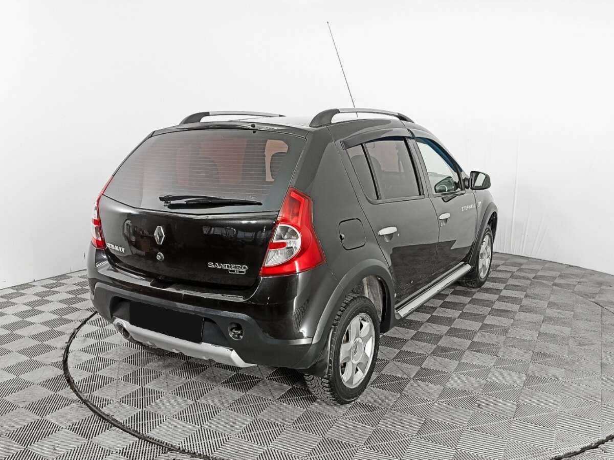 Купить Renault Sandero с пробегом. Фото: #4