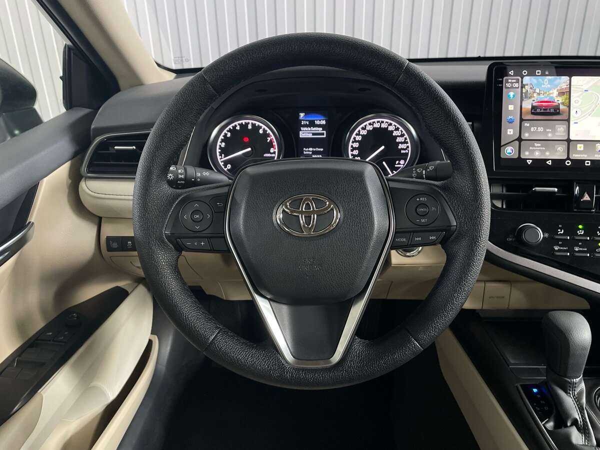 Купить Toyota Camry с пробегом. Фото: #9