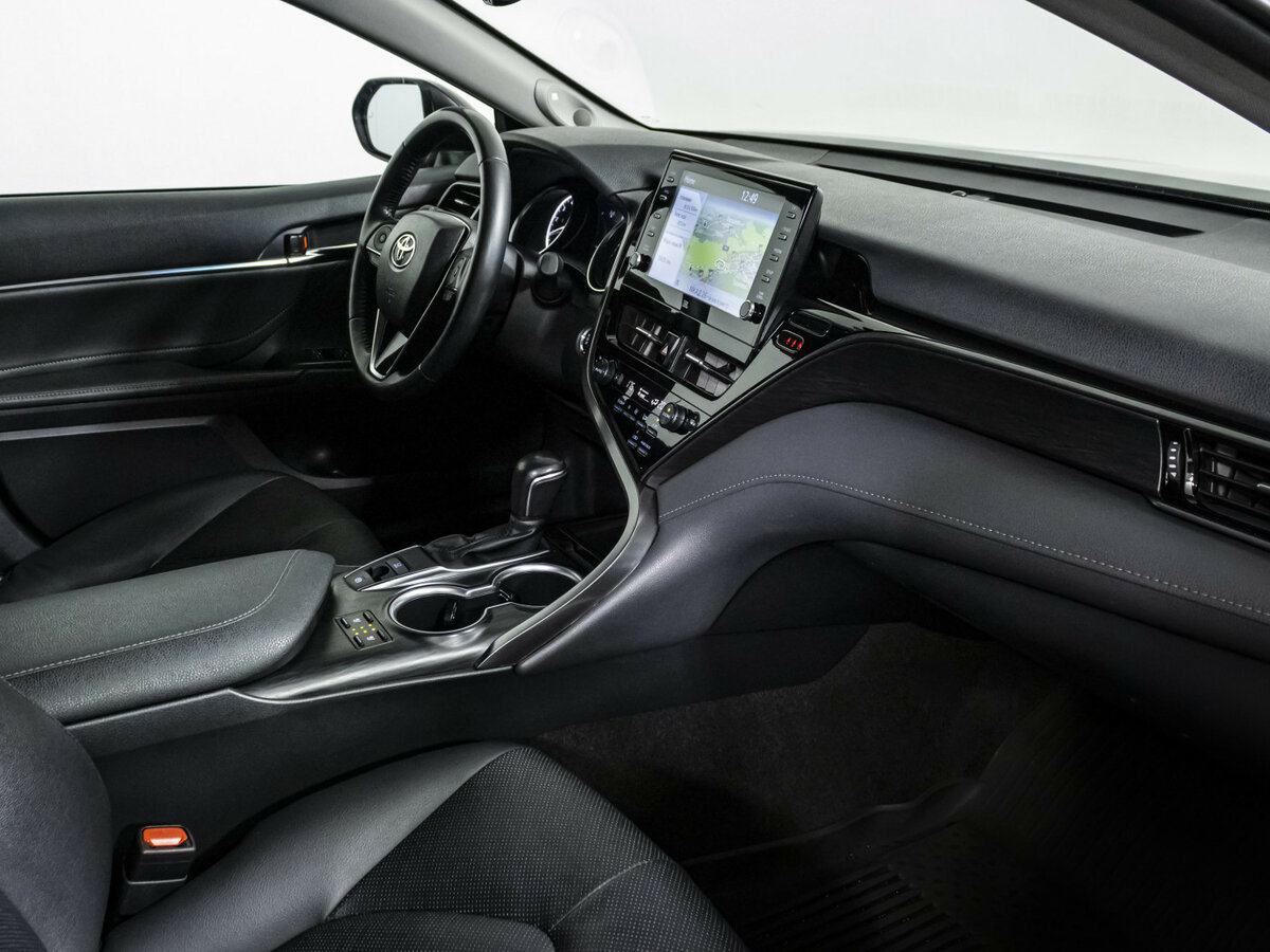 Купить Toyota Camry с пробегом. Фото: #6