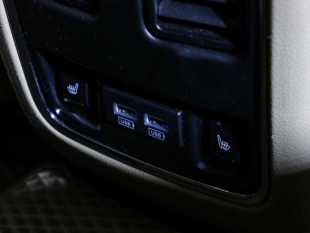 Купить Jeep Grand Cherokee с пробегом. Фото: #17