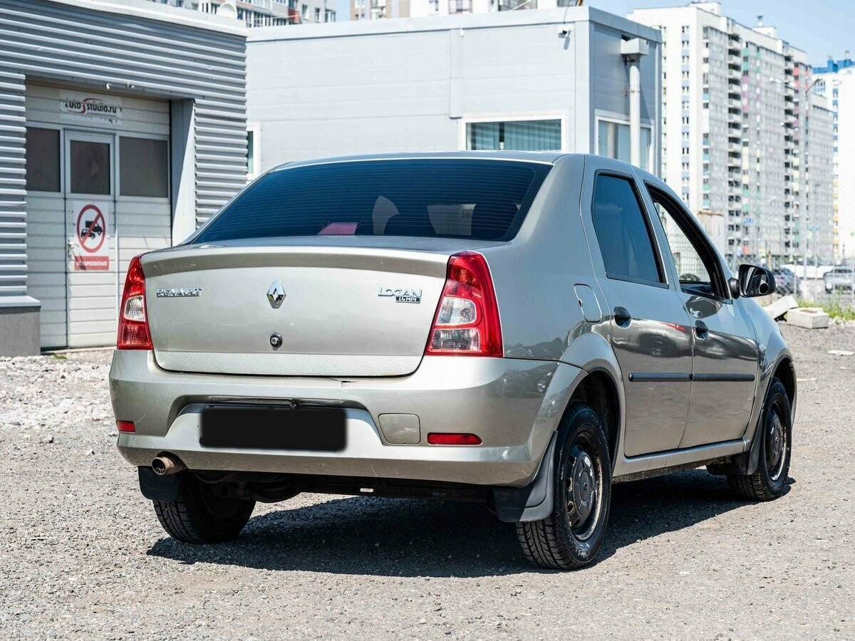 Купить Renault Logan с пробегом. Фото: #5