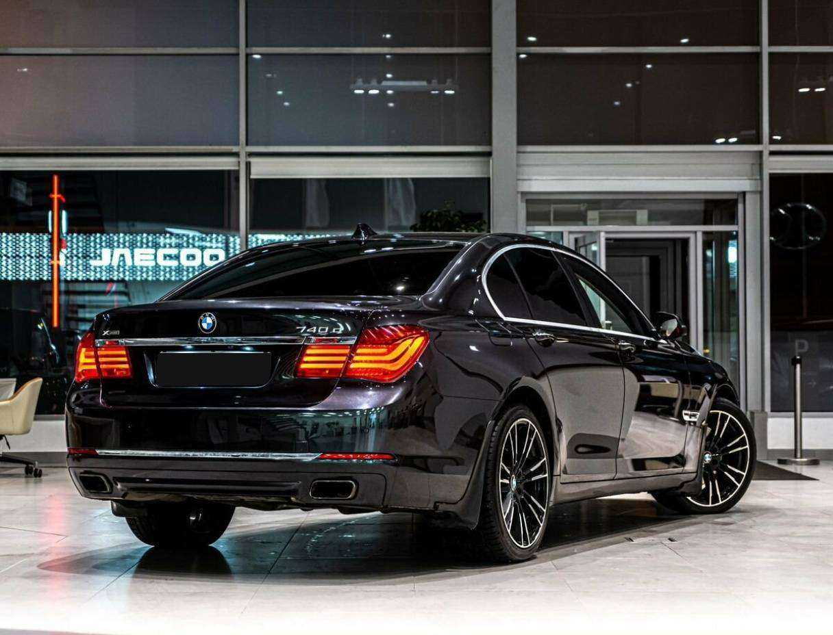 Купить BMW 7 серии с пробегом. Фото: #2