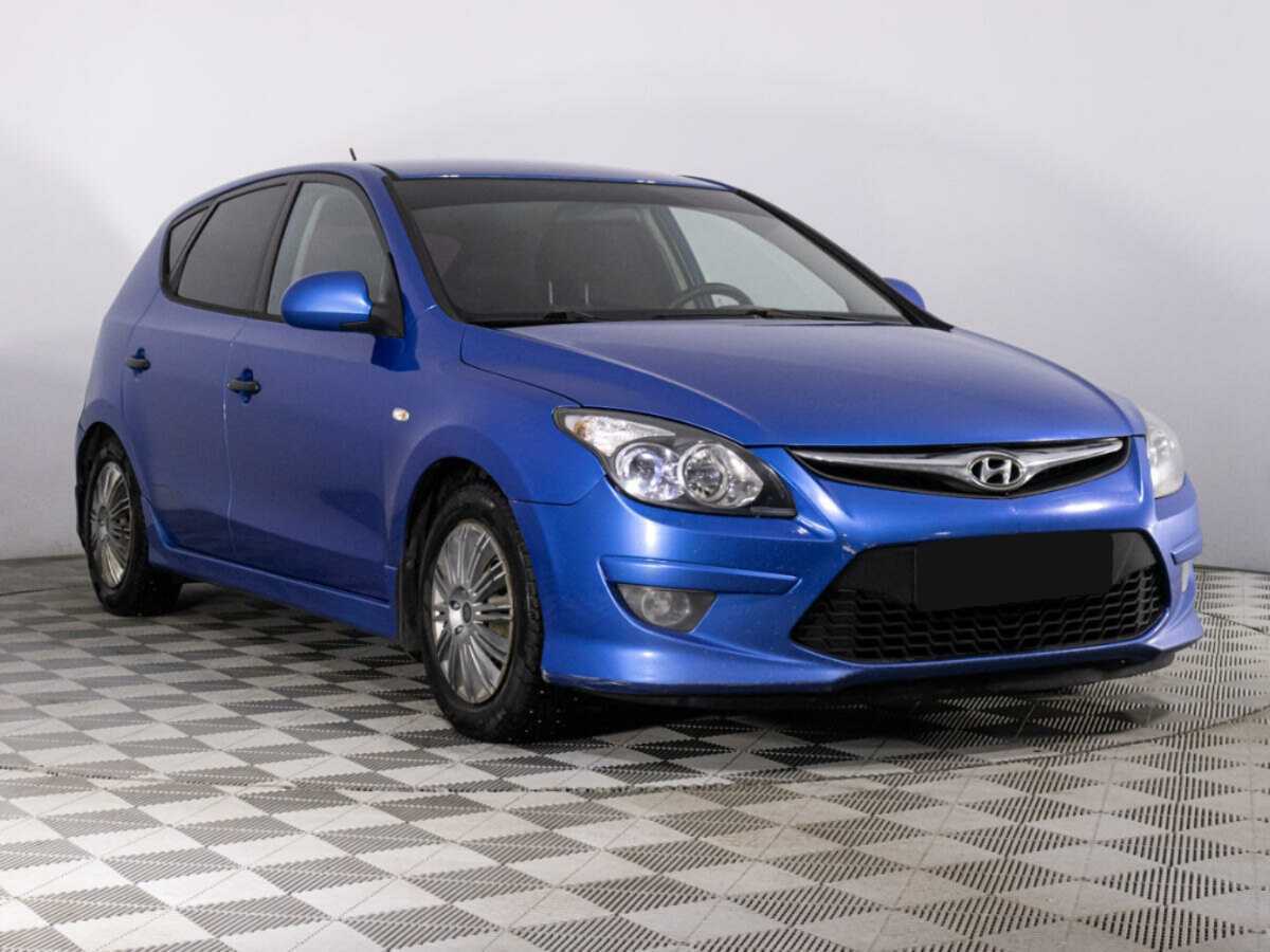 Купить Hyundai i30 с пробегом. Фото: #2
