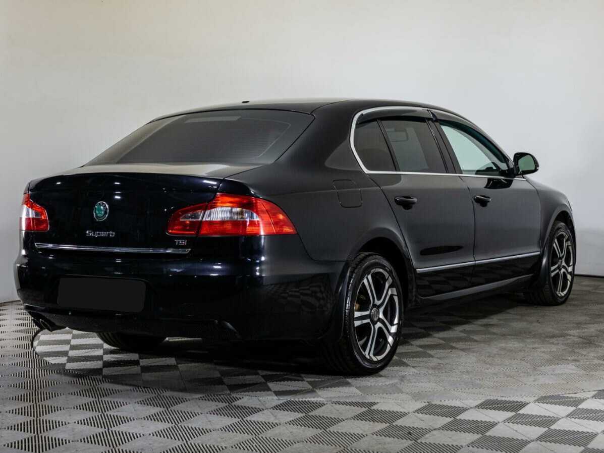 Купить Skoda Superb с пробегом. Фото: #4