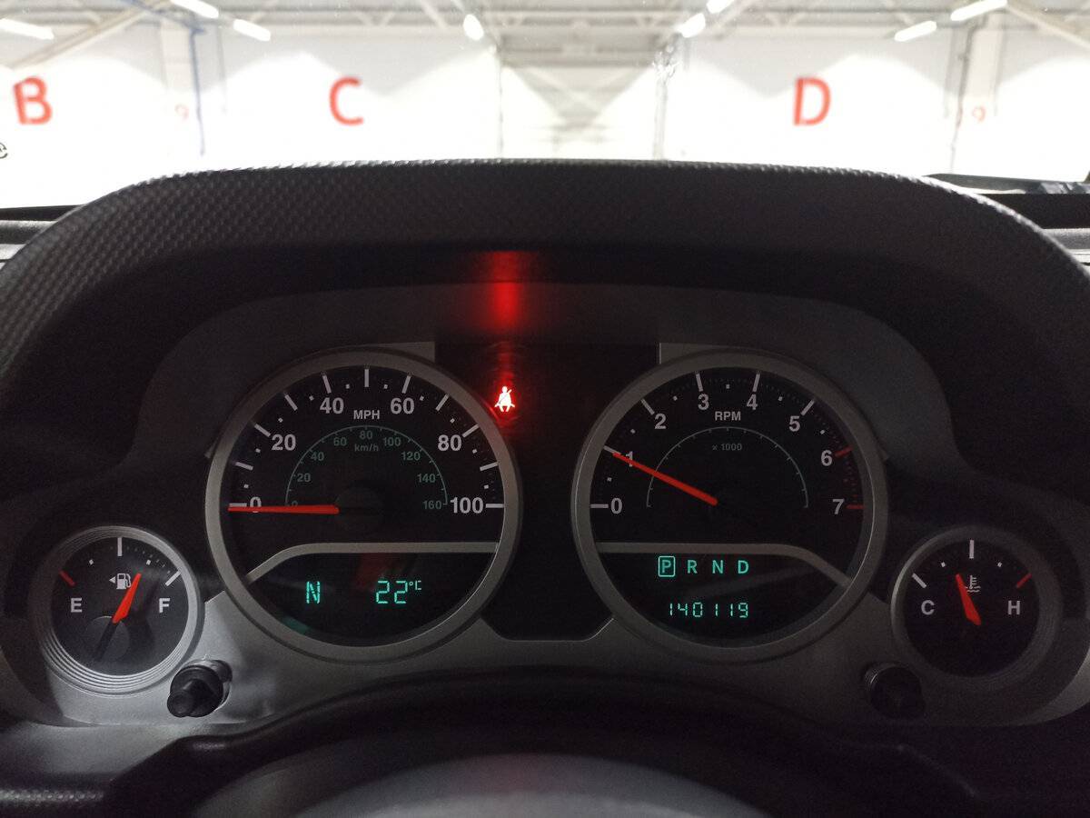 Купить Jeep Wrangler с пробегом. Фото: #12
