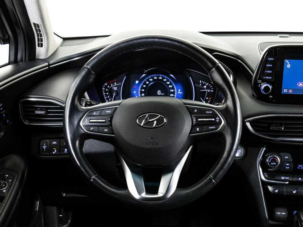 Купить Hyundai Santa Fe с пробегом. Фото: #9