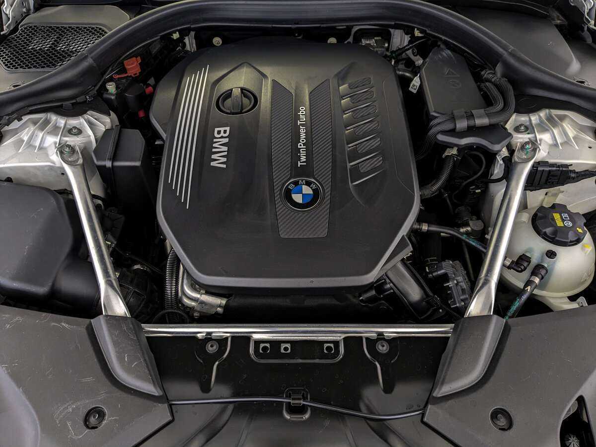 Купить BMW 5 серии с пробегом. Фото: #8