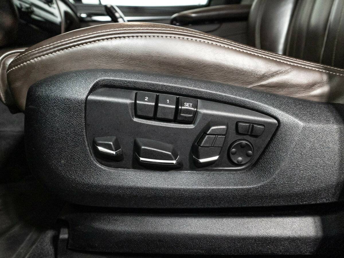 Купить BMW X5 с пробегом. Фото: #17