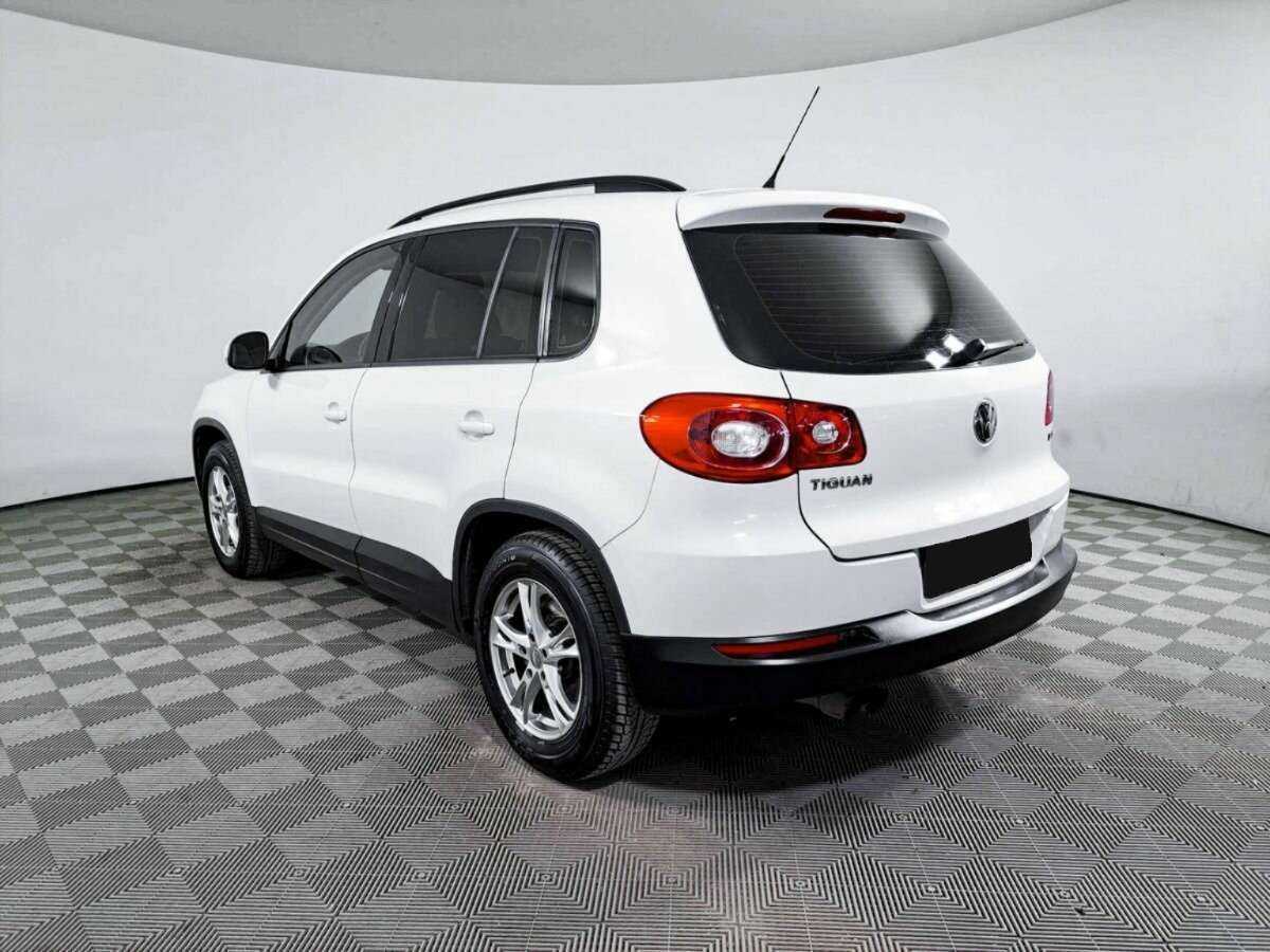 Купить Volkswagen Tiguan с пробегом. Фото: #6