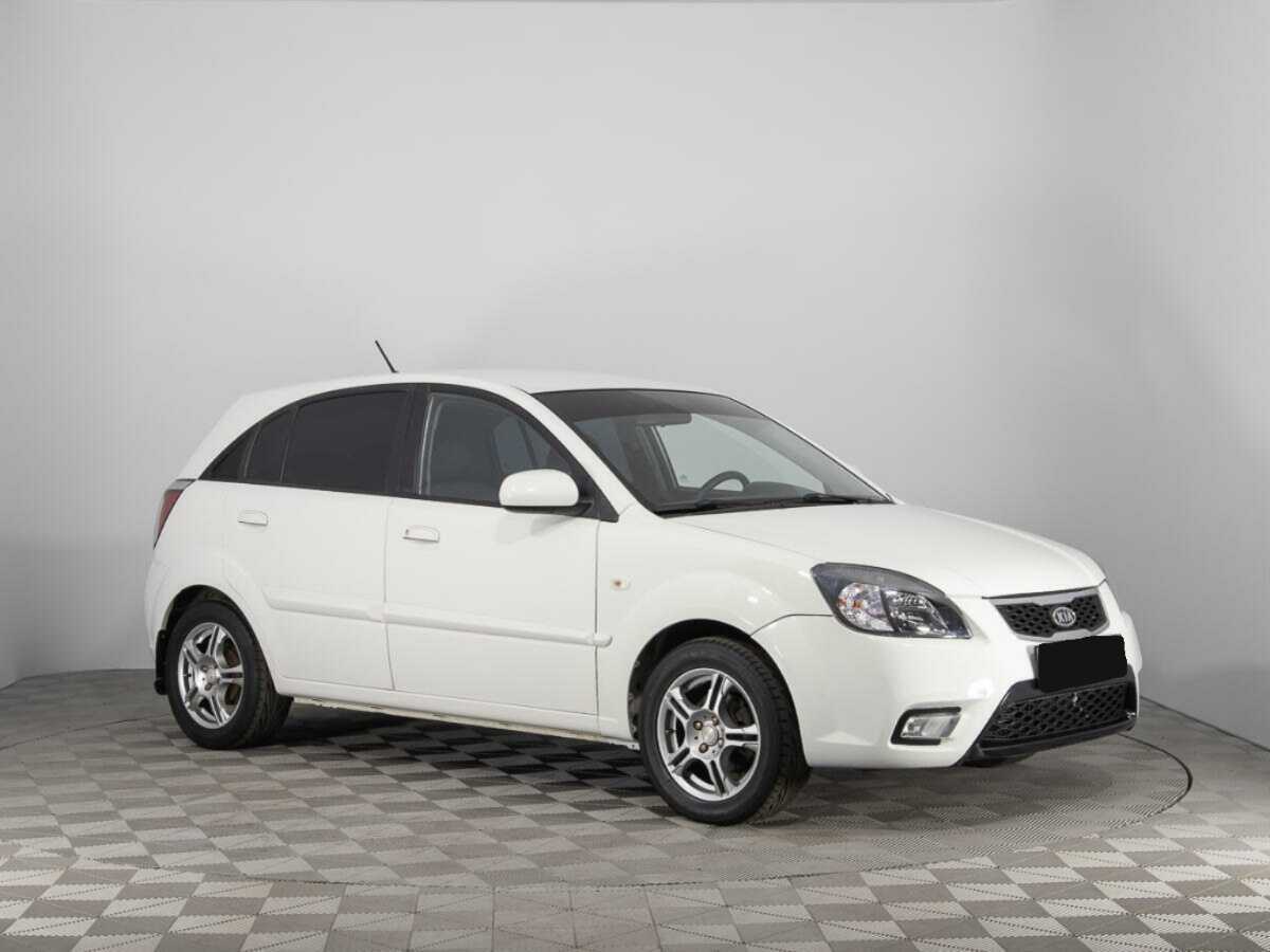 Купить Kia Rio с пробегом. Фото: #2