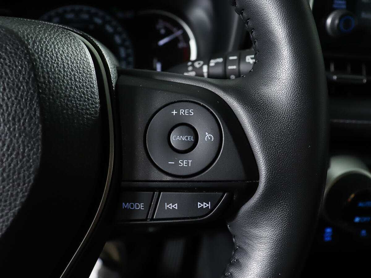 Купить Toyota RAV4 с пробегом. Фото: #20