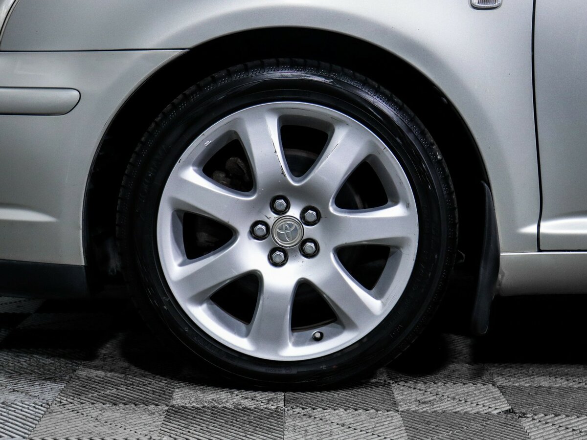 Купить Toyota Avensis с пробегом. Фото: #12