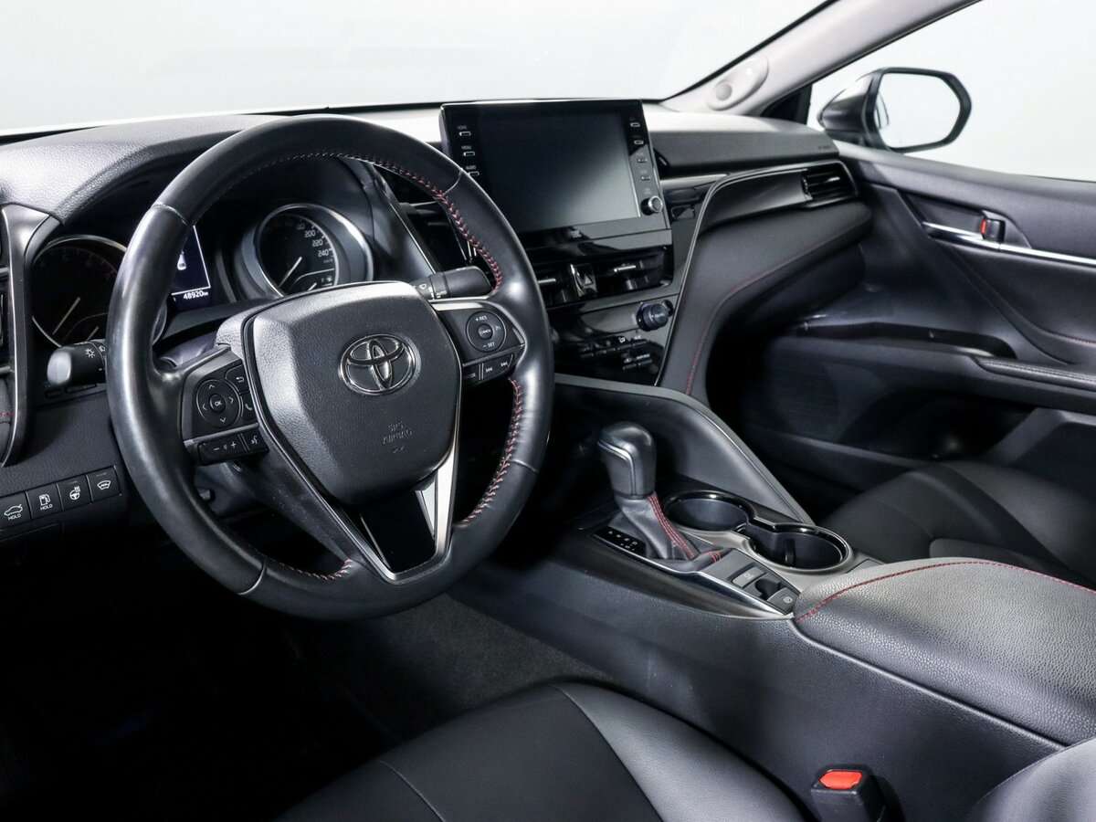Купить Toyota Camry с пробегом. Фото: #10