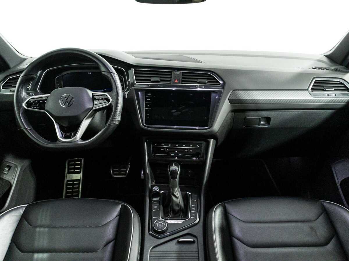 Купить Volkswagen Tiguan с пробегом. Фото: #12