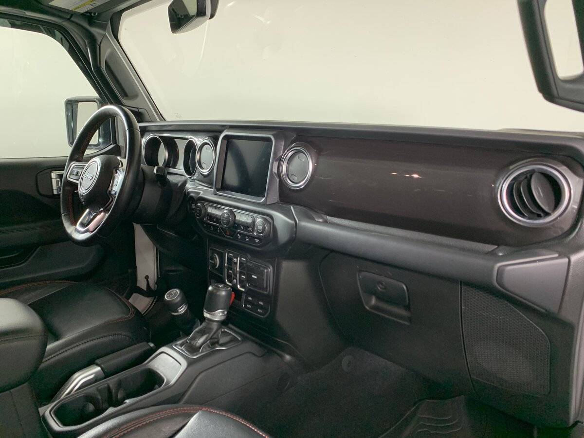 Купить Jeep Wrangler с пробегом. Фото: #13
