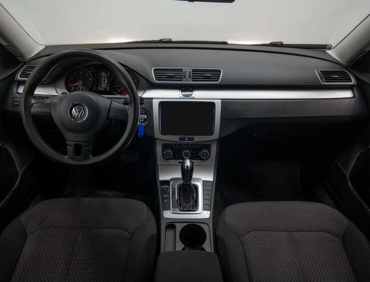 Купить Volkswagen Passat с пробегом. Фото: #10
