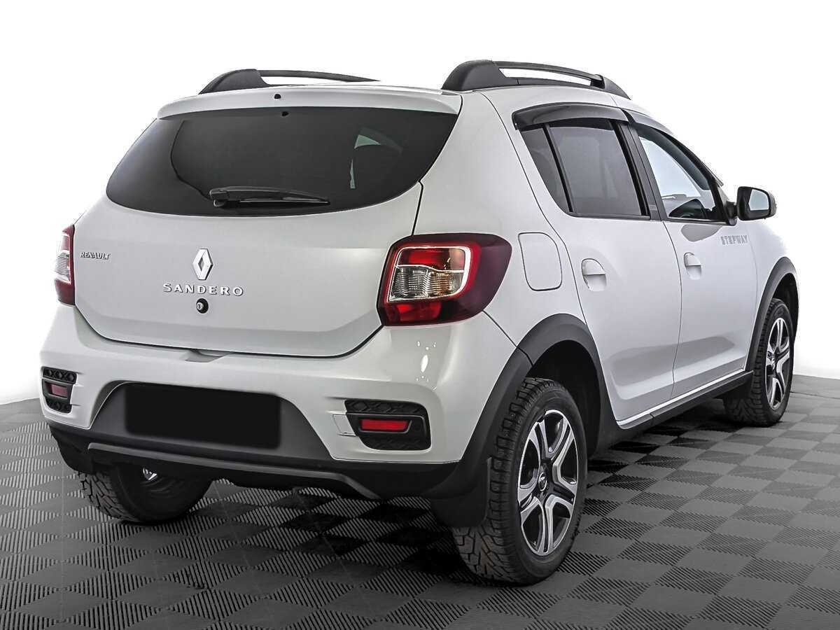 Купить Renault Sandero с пробегом. Фото: #4