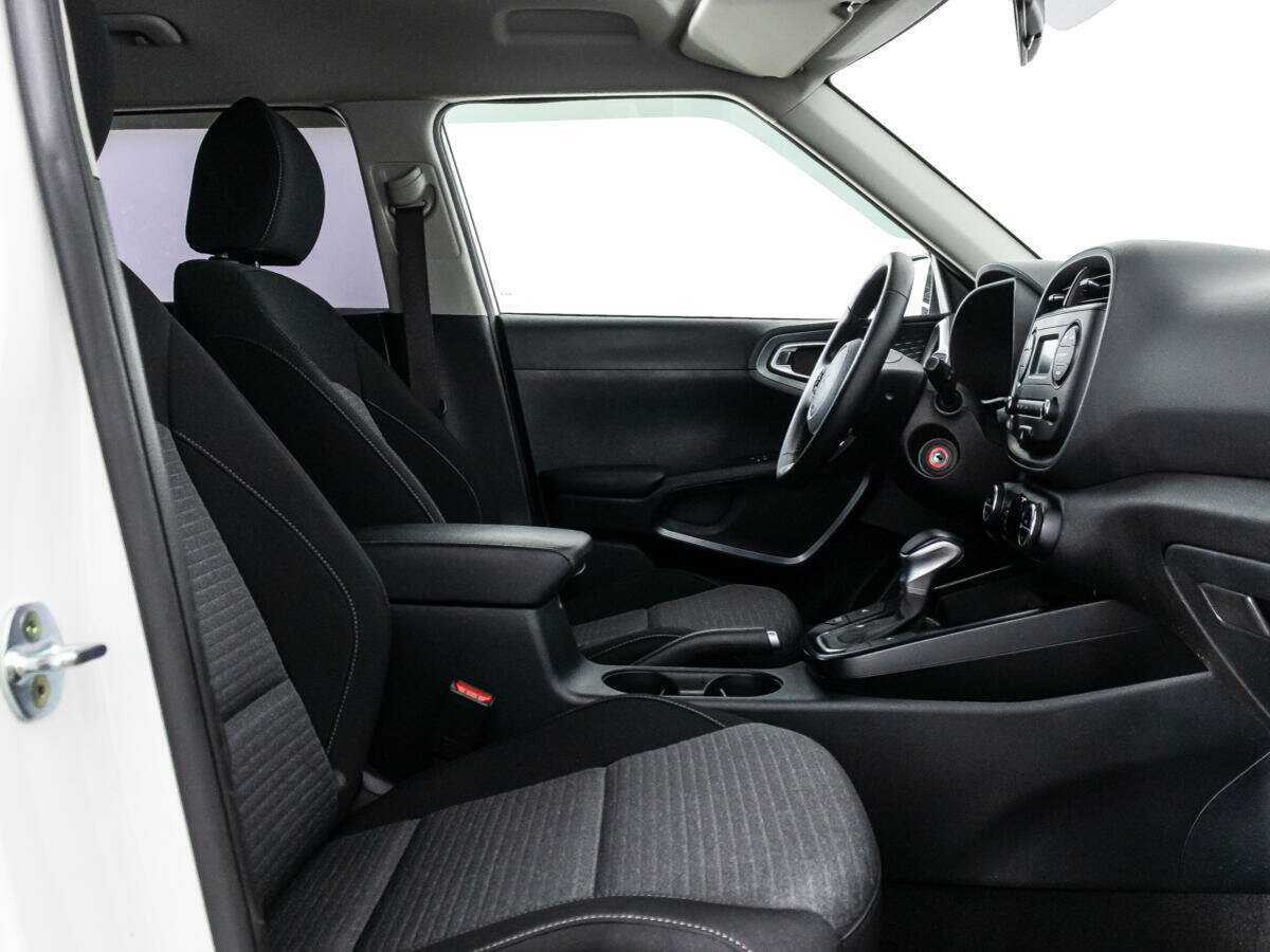 Купить Kia Soul с пробегом. Фото: #18