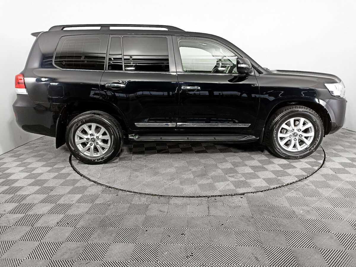 Купить Toyota Land Cruiser с пробегом. Фото: #3