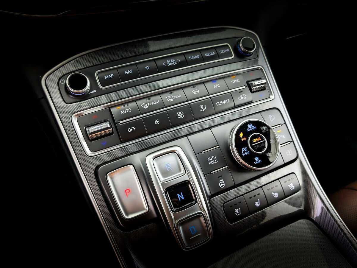 Купить Hyundai Santa Fe с пробегом. Фото: #25