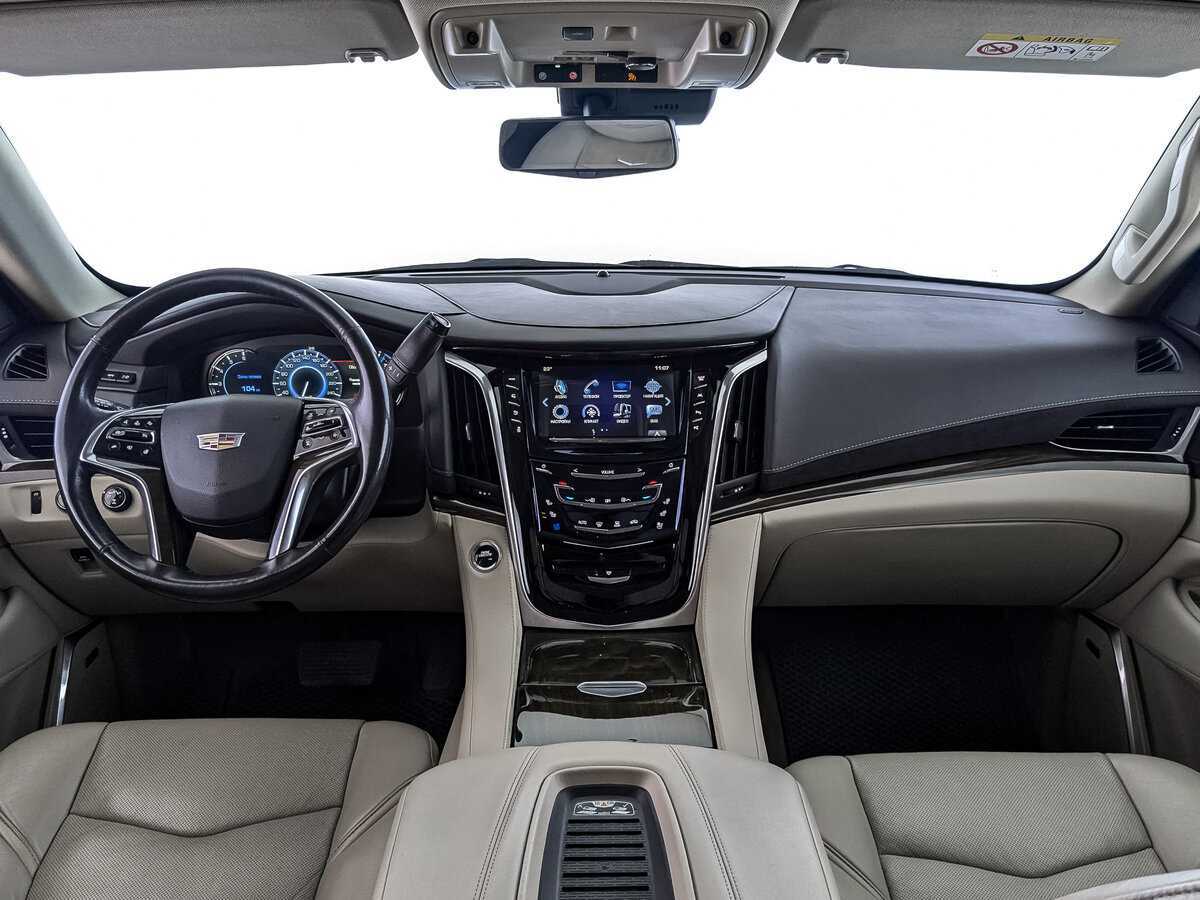 Купить Cadillac Escalade с пробегом. Фото: #13