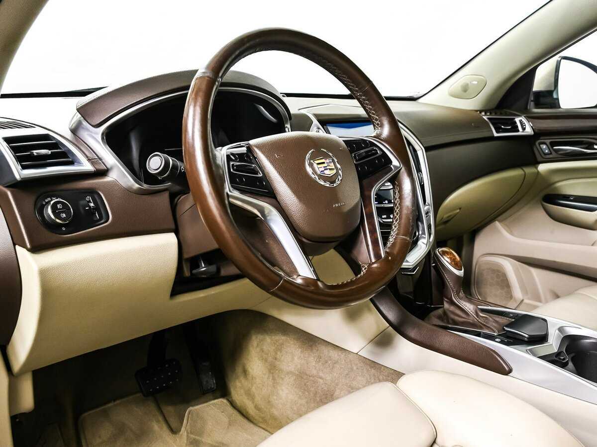 Купить Cadillac SRX с пробегом. Фото: #11