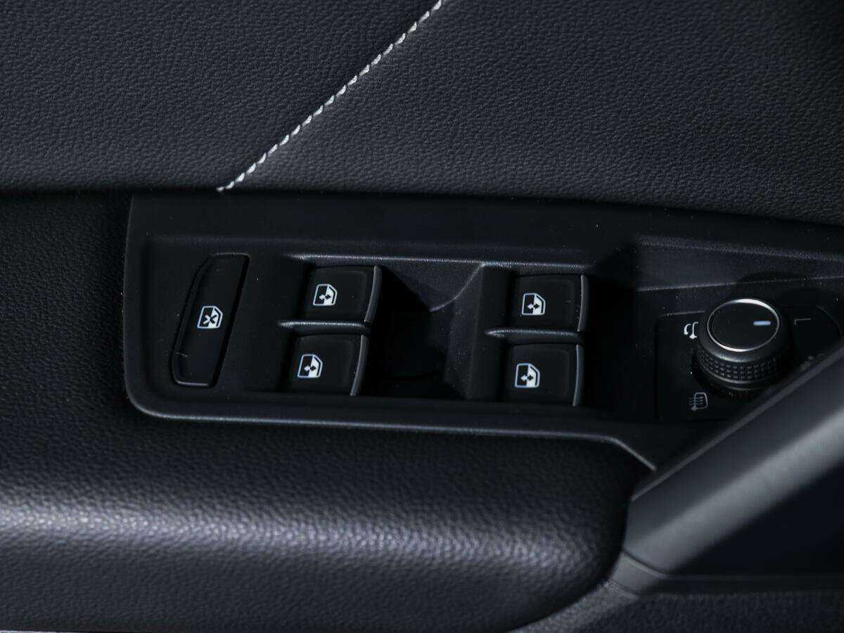 Купить Volkswagen Tiguan с пробегом. Фото: #16