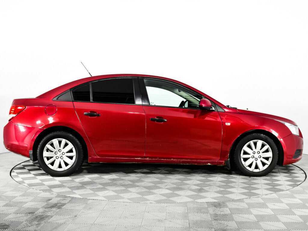 Купить Chevrolet Cruze с пробегом. Фото: #3