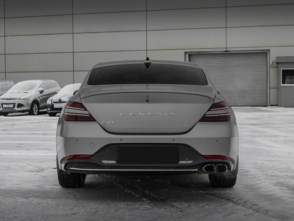 Купить Genesis G70 с пробегом. Фото: #6