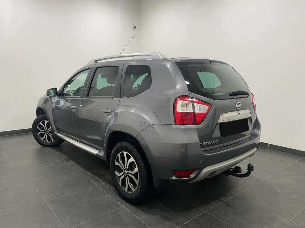 Купить Nissan Terrano с пробегом. Фото: #2