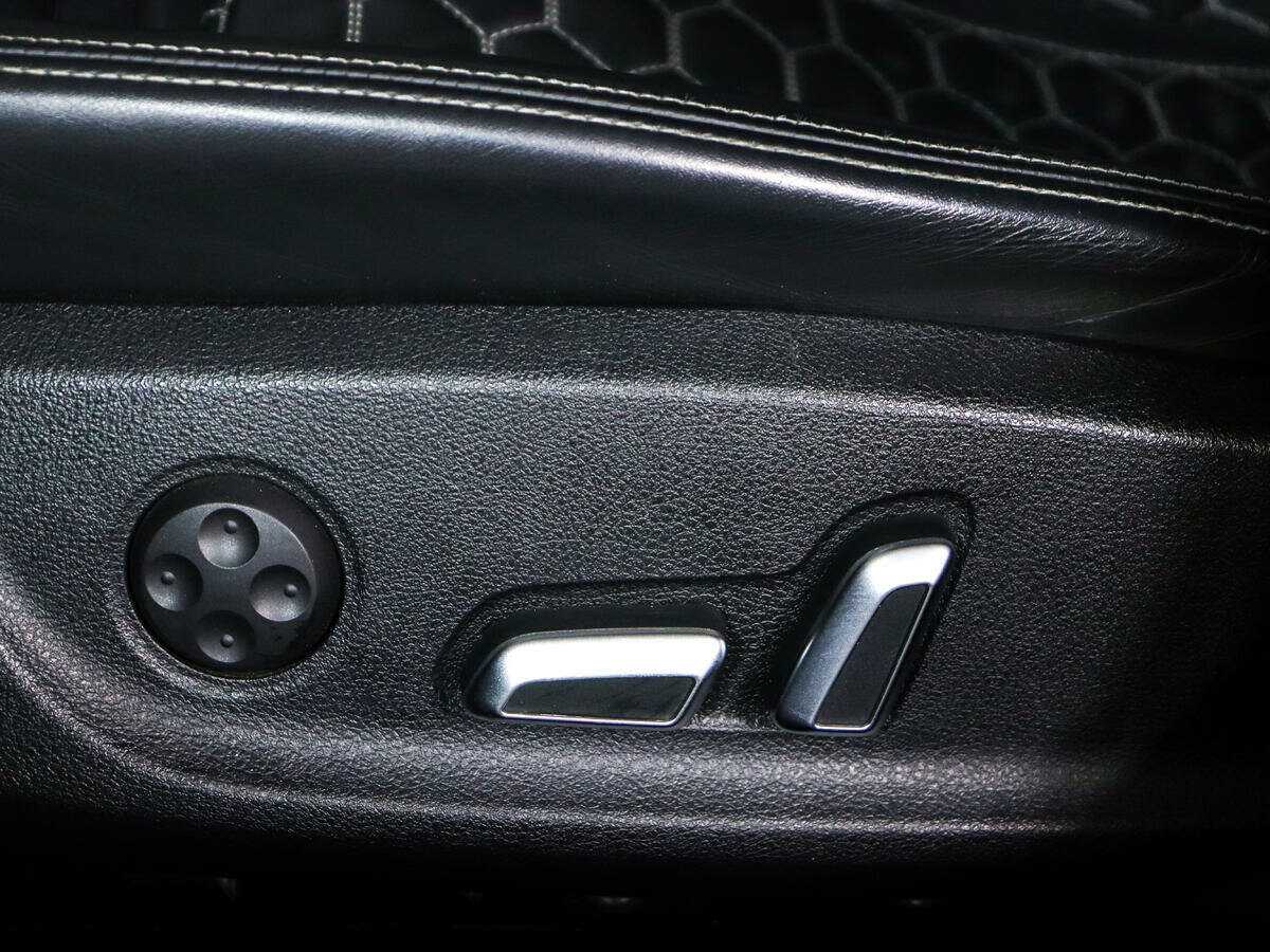 Купить Audi RS 6 с пробегом. Фото: #21