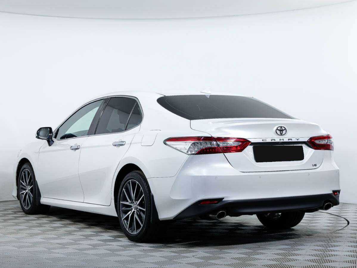 Купить Toyota Camry с пробегом. Фото: #5
