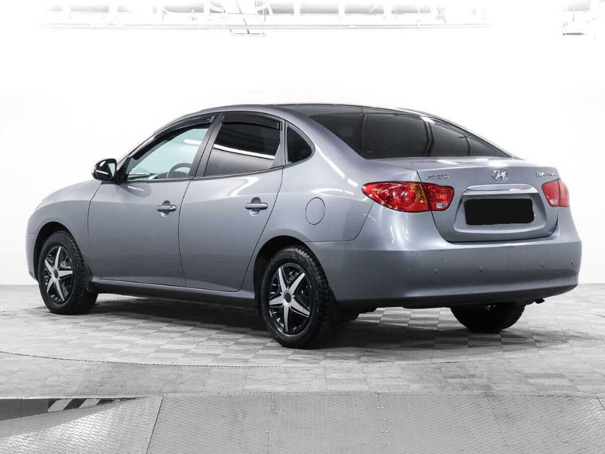 Купить Hyundai Elantra с пробегом. Фото: #6