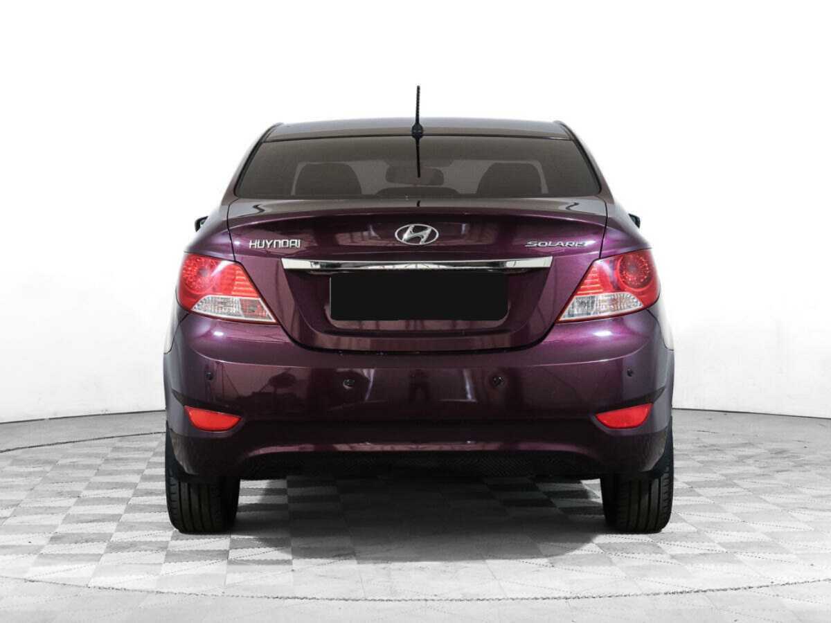 Купить Hyundai Solaris с пробегом. Фото: #4