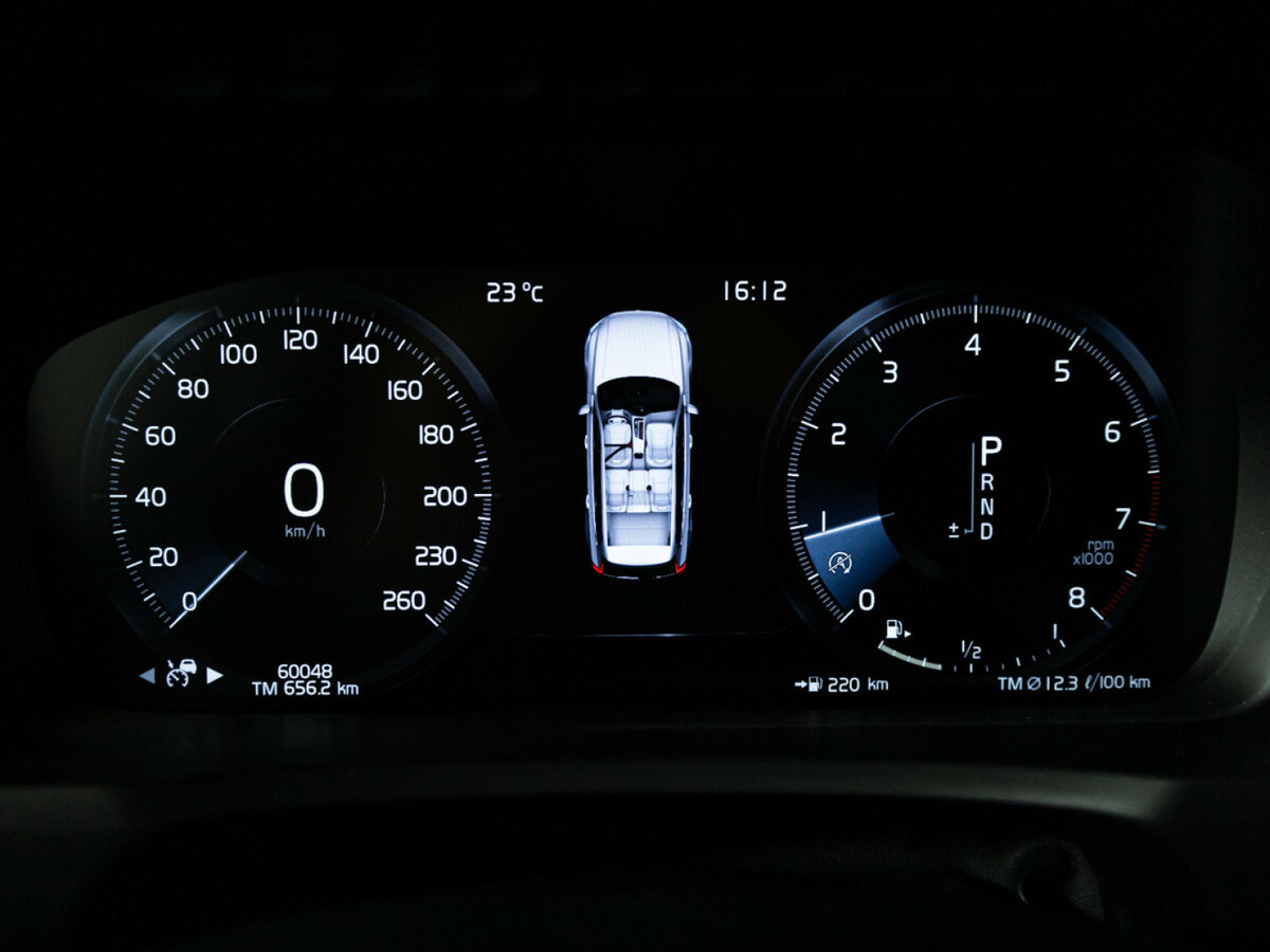 Купить Volvo XC90 с пробегом. Фото: #9