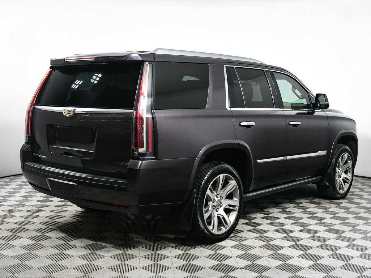 Купить Cadillac Escalade с пробегом. Фото: #3
