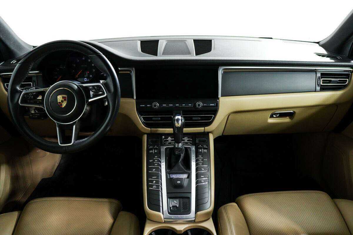 Купить Porsche Macan с пробегом. Фото: #10