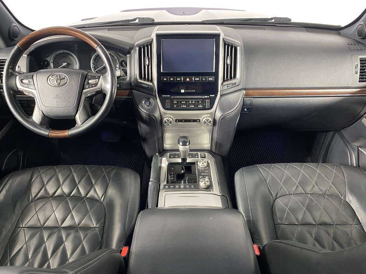 Купить Toyota Land Cruiser с пробегом. Фото: #6
