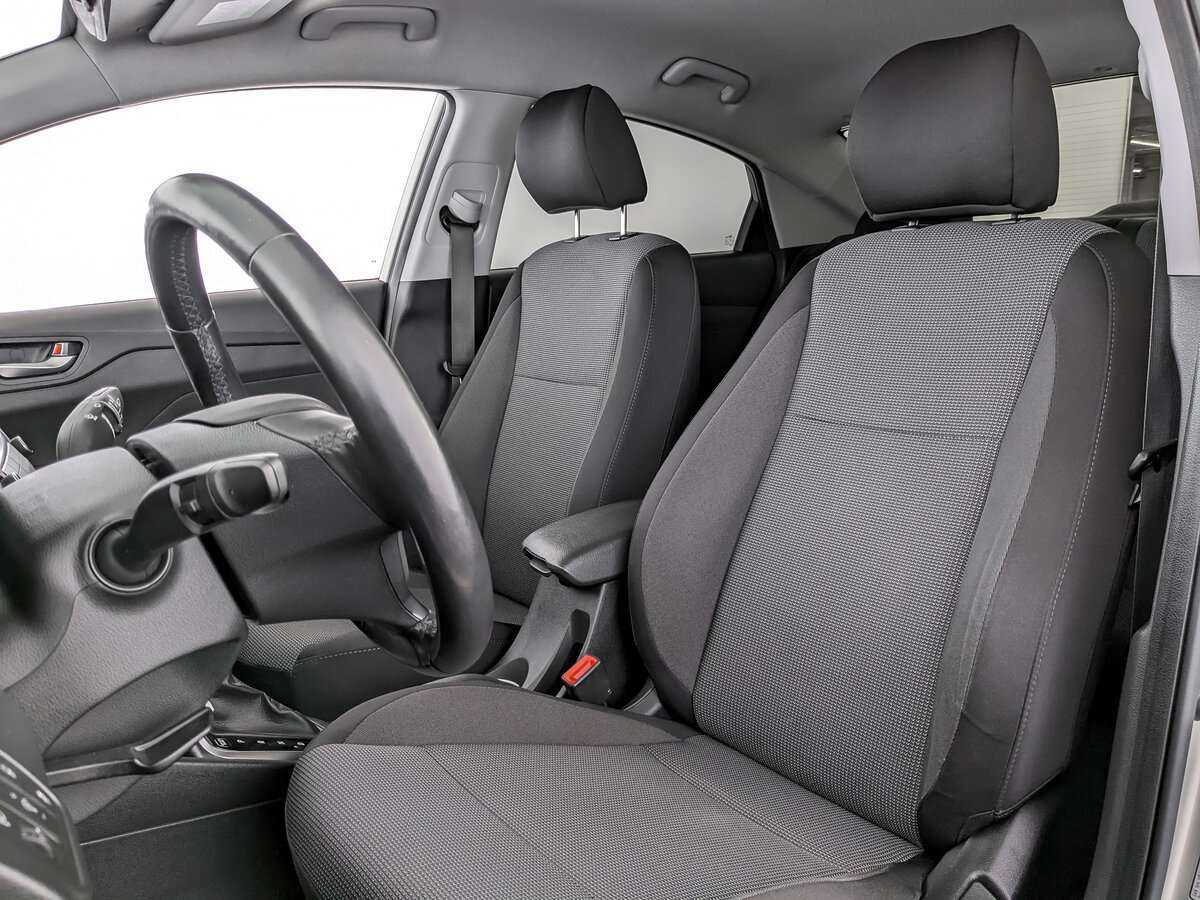 Купить Hyundai Solaris с пробегом. Фото: #15