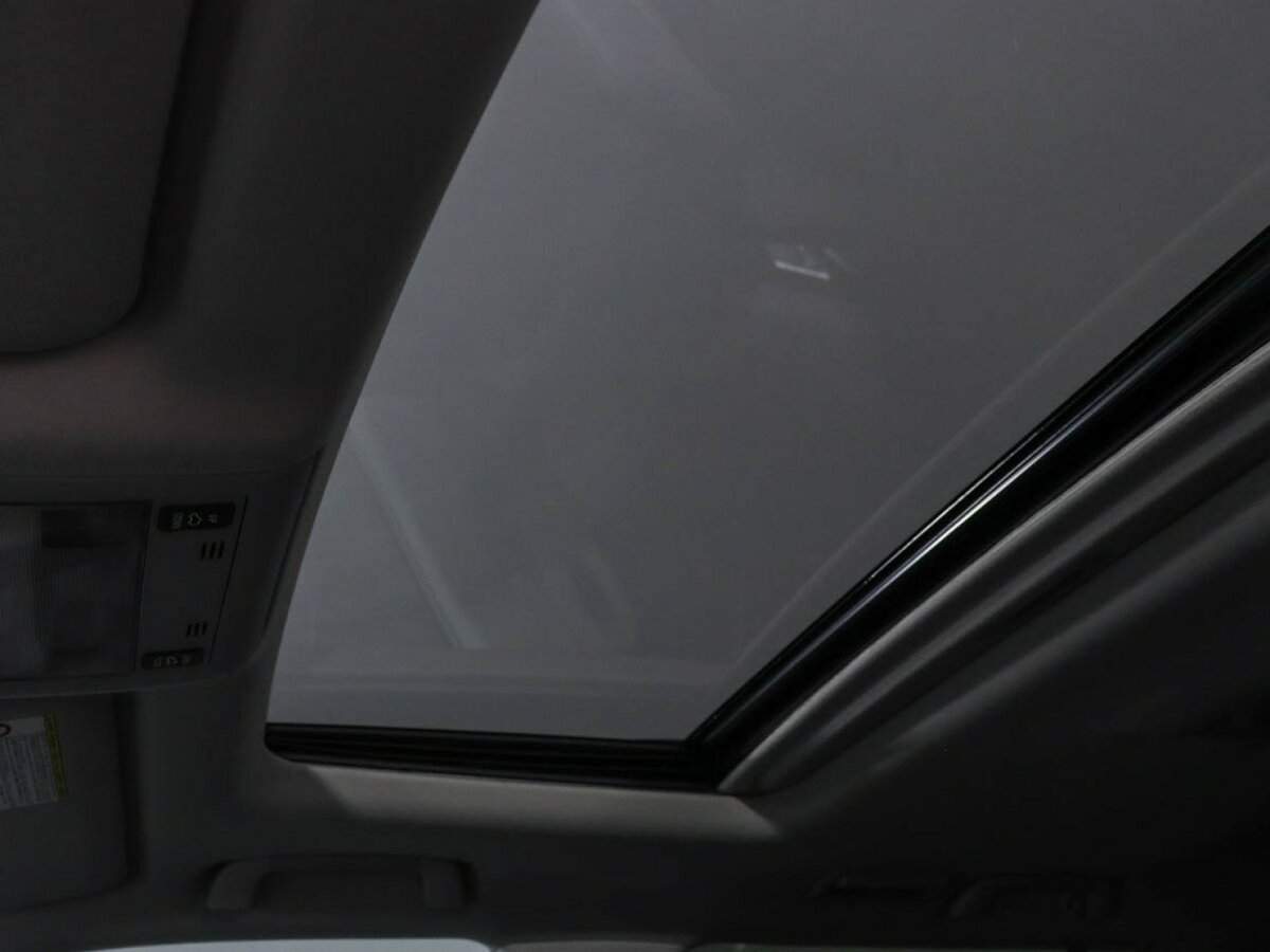 Купить Toyota Land Cruiser с пробегом. Фото: #18