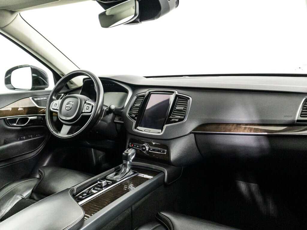 Купить Volvo XC90 с пробегом. Фото: #8