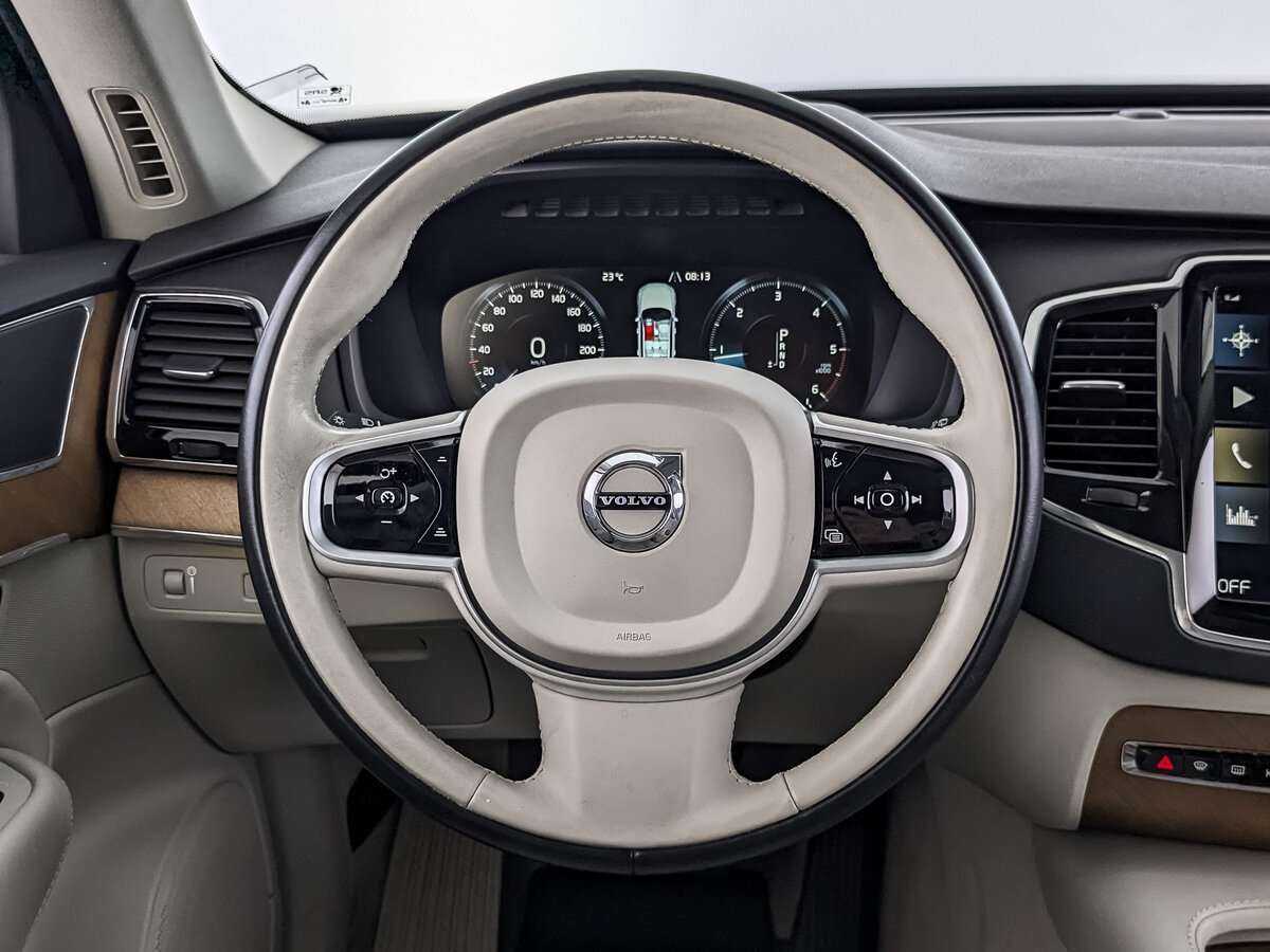 Купить Volvo XC90 с пробегом. Фото: #20
