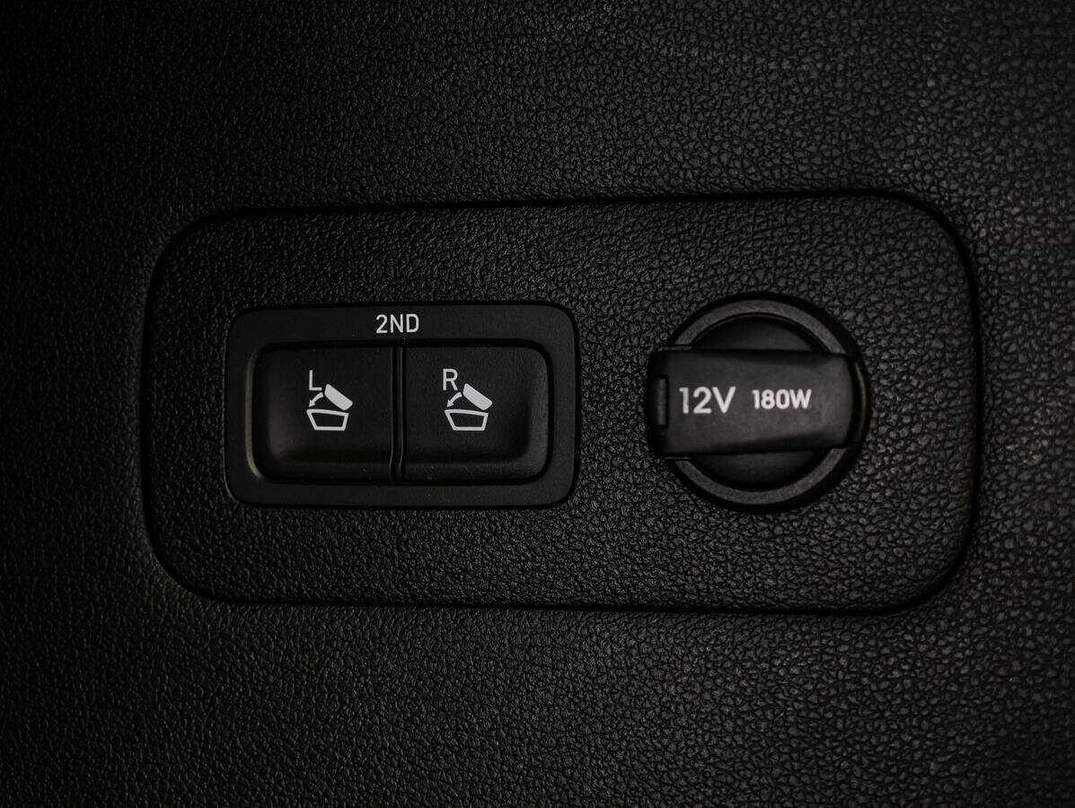 Купить Hyundai Santa Fe с пробегом. Фото: #20